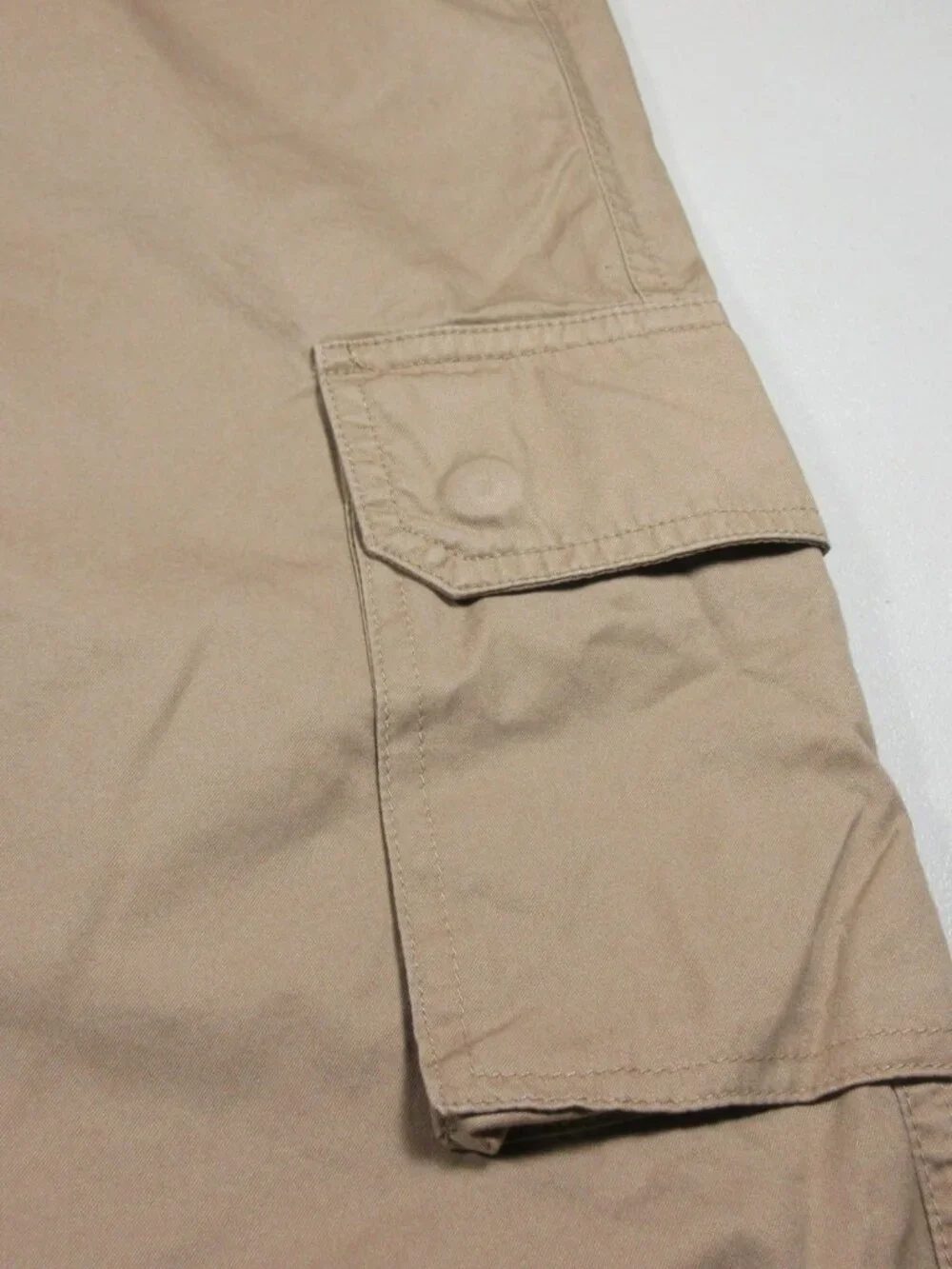 Lauren Ralph Lauren LRL womens solid tan long cargo shorts 12 EUC